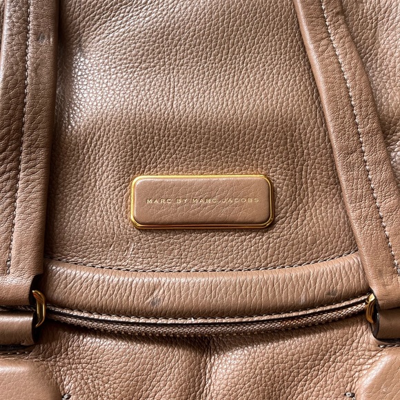 Marc by Marc Jacobs Tan Leather Purse - Picture 2 of 6